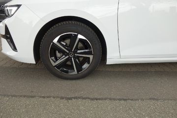 Bild 8 Opel Astra L Lim. 5-trg. GS