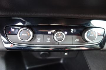 Bild 14 Opel Corsa F e GS Line